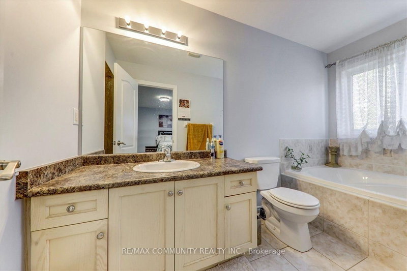 69 Clearfield Brampton,ON L6P 3J4 — Photo 21