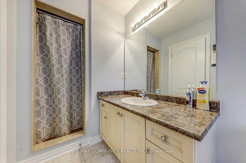 69 Clearfield Brampton,ON L6P 3J4 — Photo 22