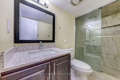 69 Clearfield Brampton,ON L6P 3J4 — Photo 32