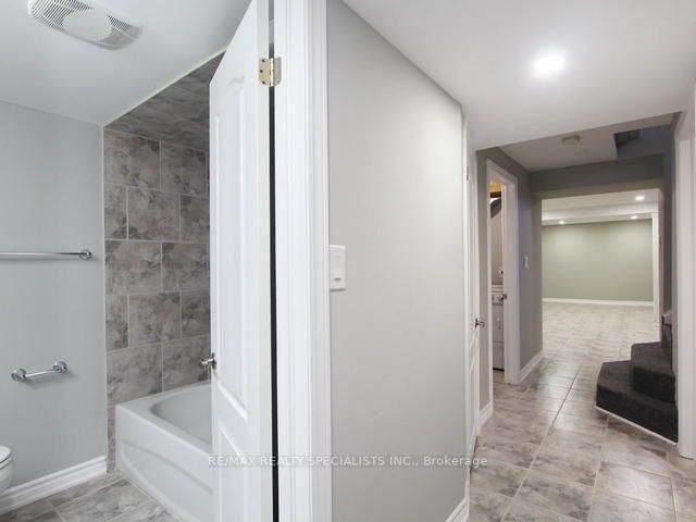 79 Gulliver Crescent