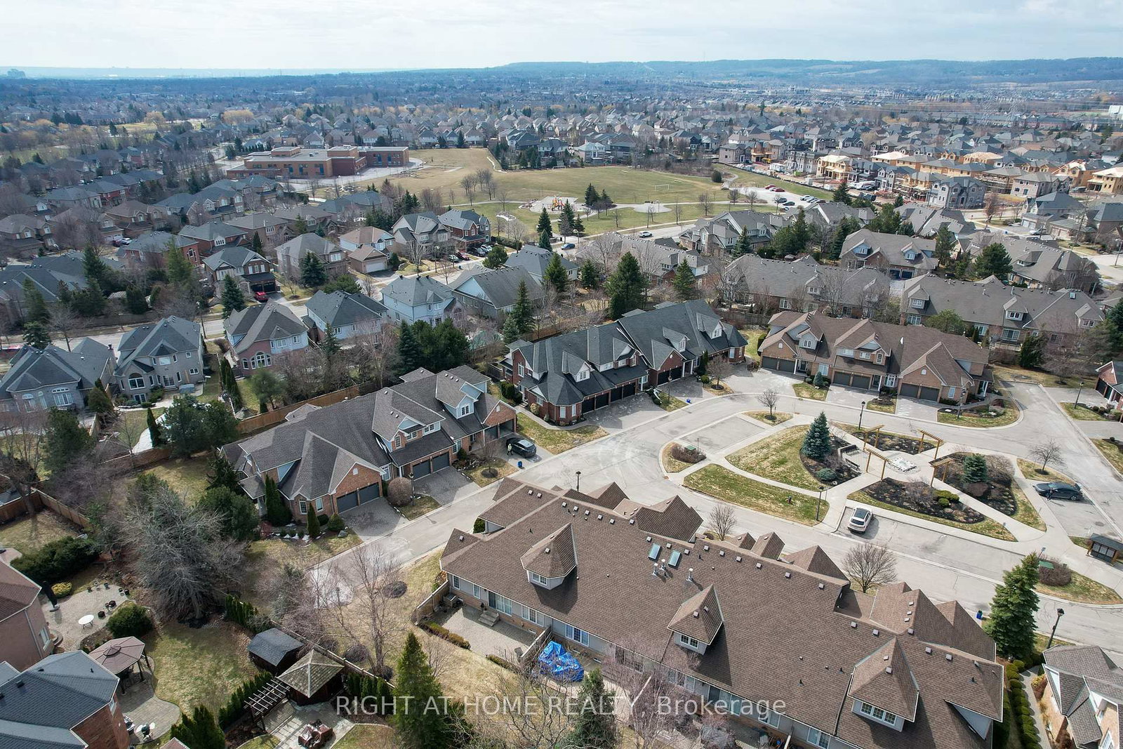 4280 Taywood Drive • #15 • Burlington, ON photo 42