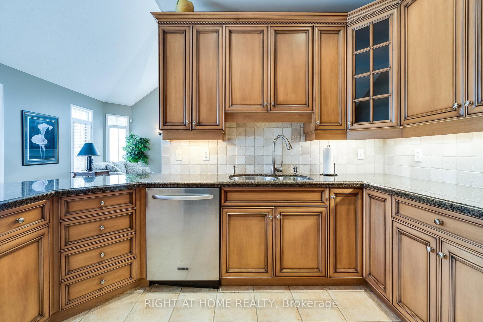 4280 Taywood Drive • #15 • Burlington, ON photo 9