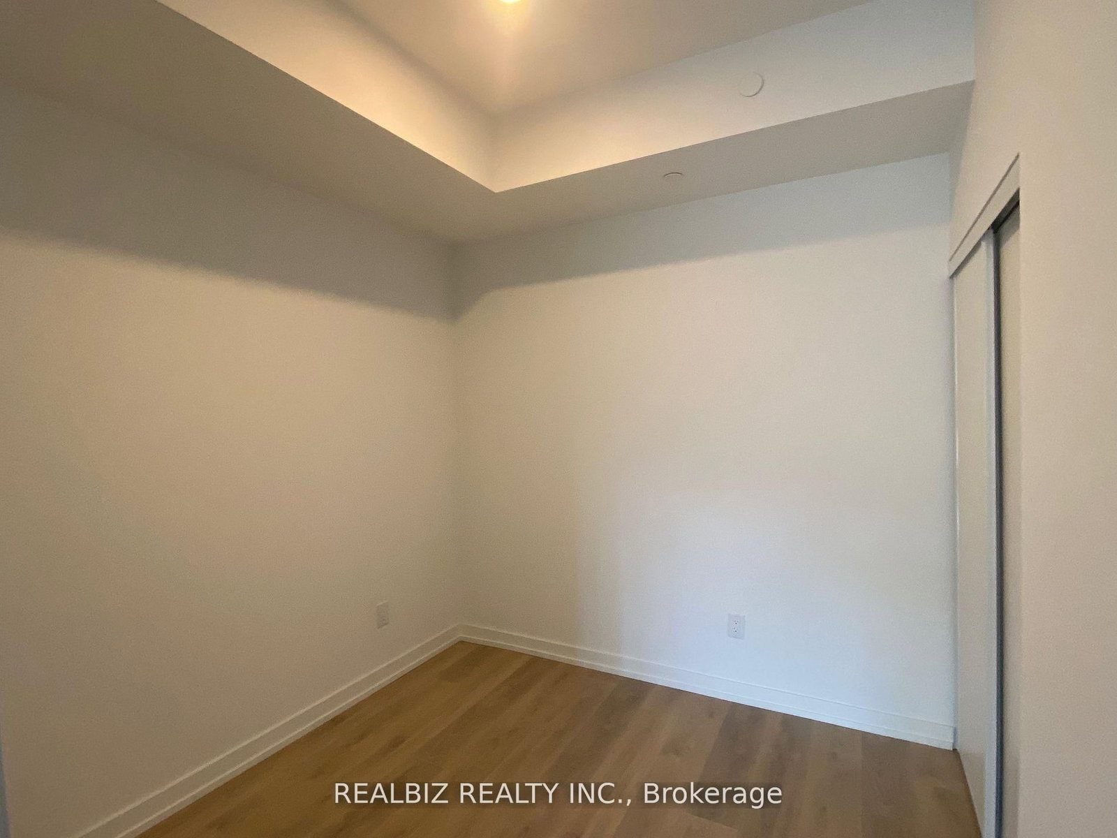 339 - 1100 Sheppard Avenue, Toronto 5