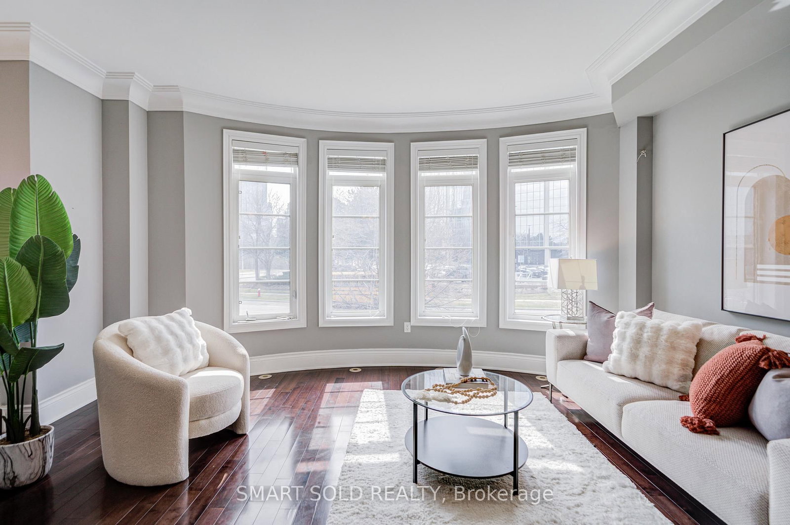 4123 Shipp Drive • Mississauga, ON photo 11