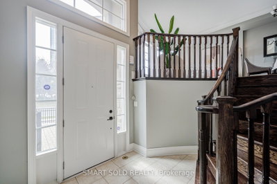 4123 Shipp Drive • Mississauga, ON photo 7