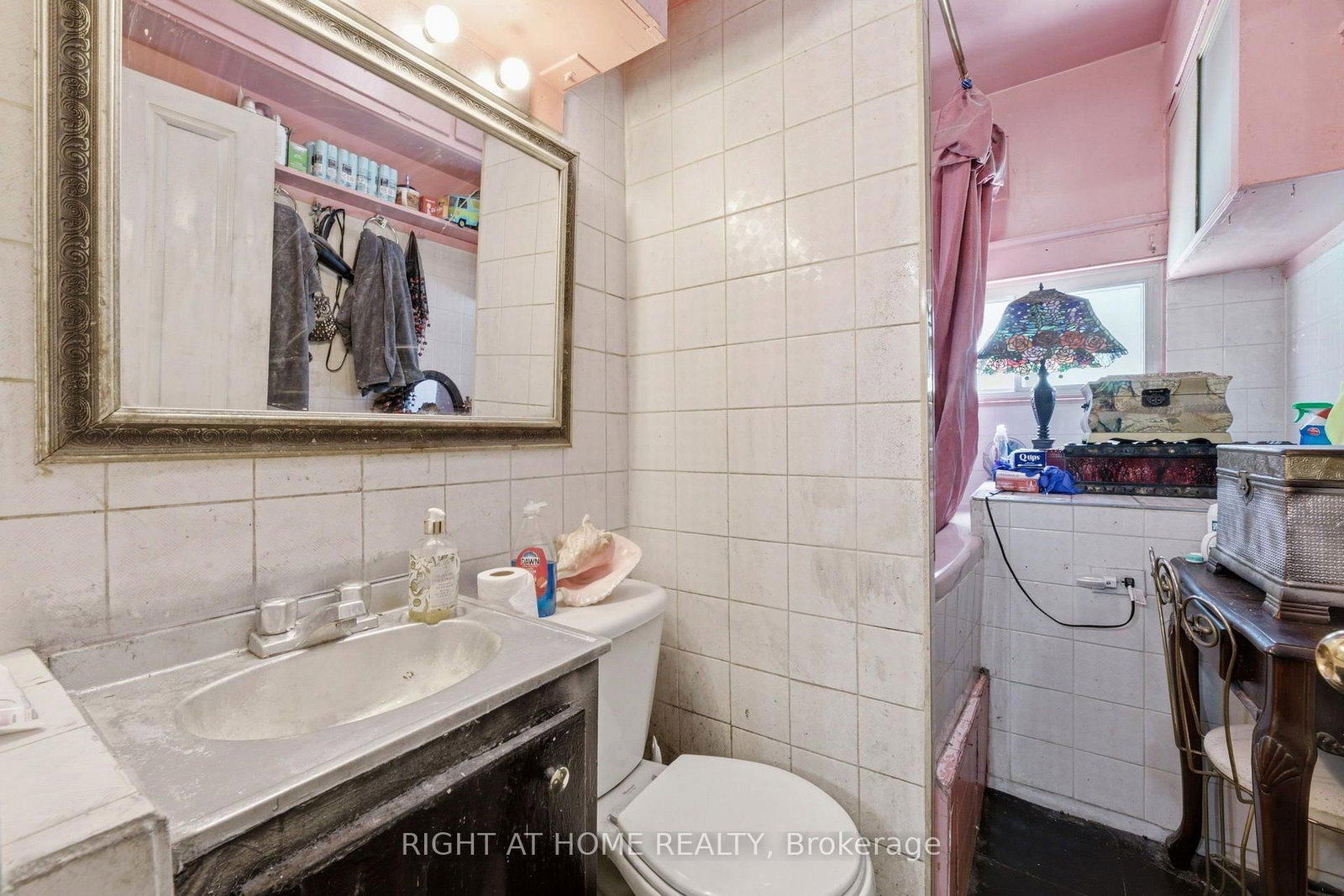290 Mcroberts Avenue • Toronto, ON photo 12