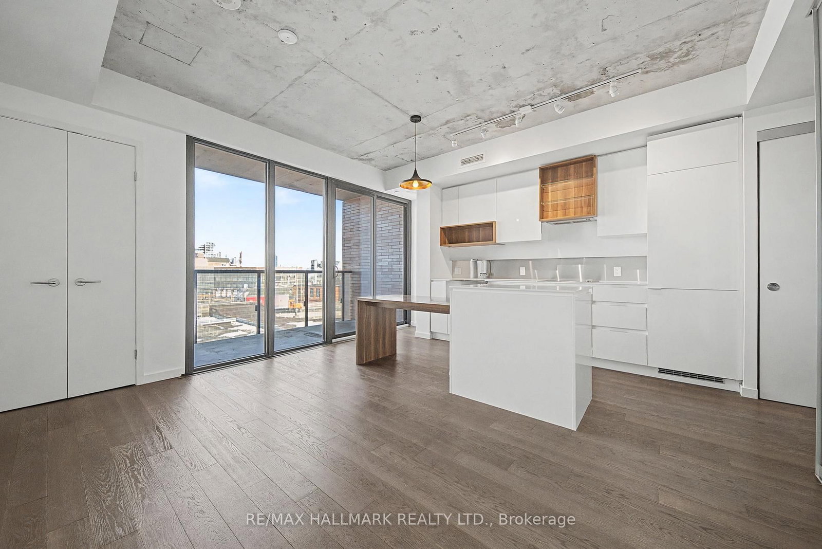 609-383 Sorauren Avenue, Toronto, ON, photo 2