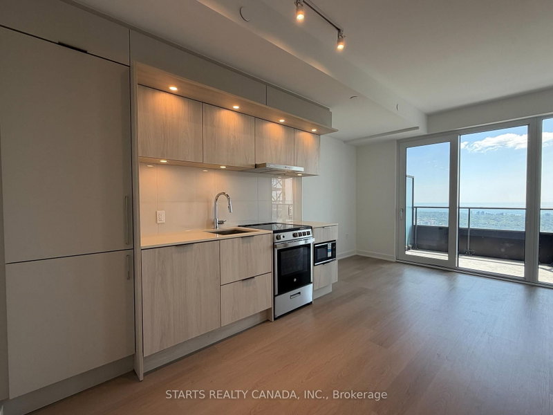 6609 - 448 Burnhamthorpe Road W