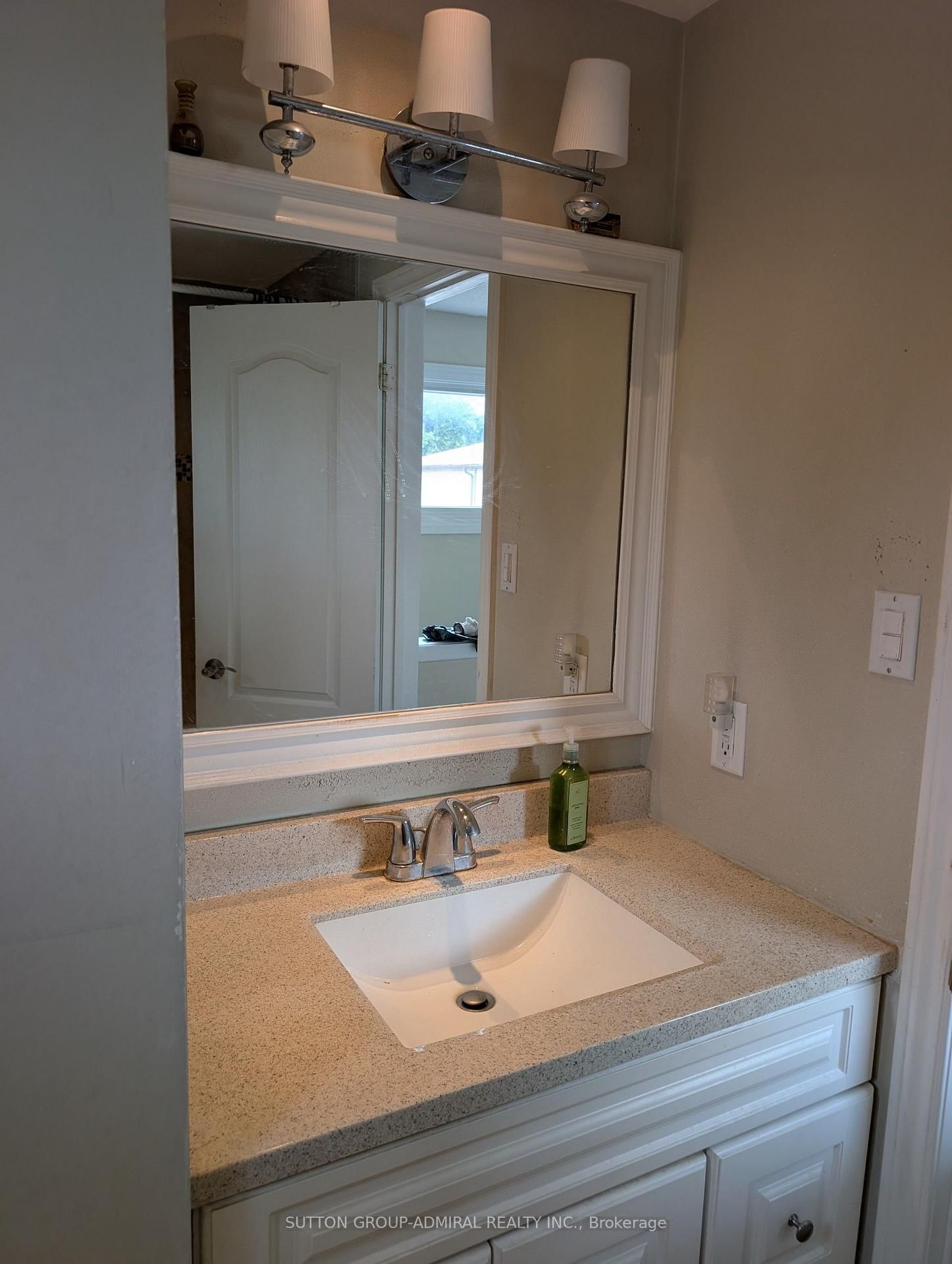 1 Damascus Drive • Toronto, ON photo 26