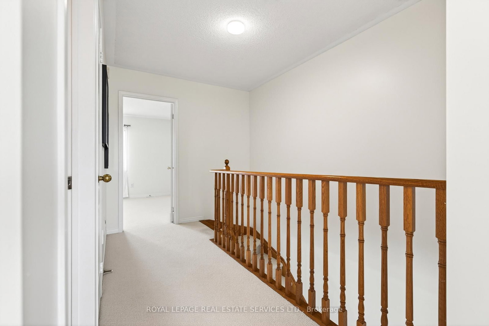 2307 Stone Glen Crescent • Oakville, ON photo 13