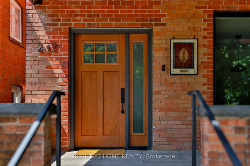 home for lease on 232 Willard Avenue
