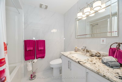 4190 Bishopstoke Mississauga,ON L4Z 1J3 — Photo 25