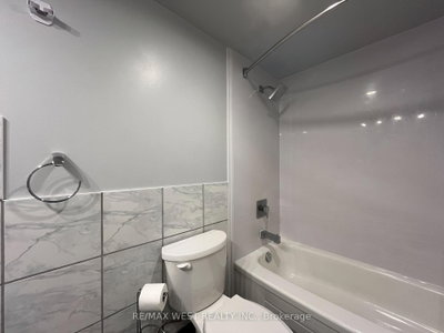 Unit 1007 — 300 Webb Drive — more photos