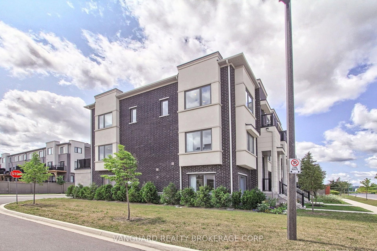 146 Landsbridge Street • Caledon, ON photo 33