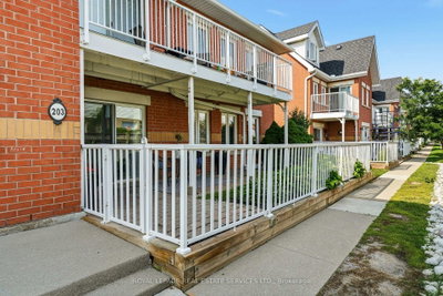 203-1701 Lampman Avenue • Burlington, ON photo 2