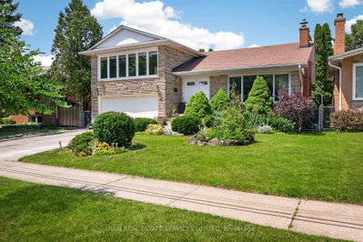 46 Summitcrest Drive