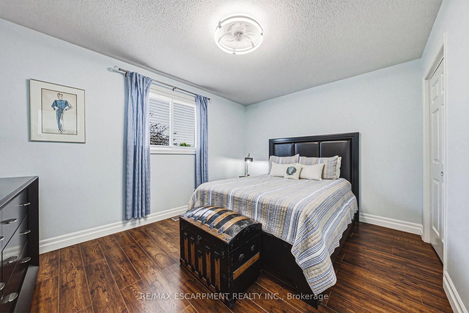 2206 Donald Road • Burlington, ON photo 18
