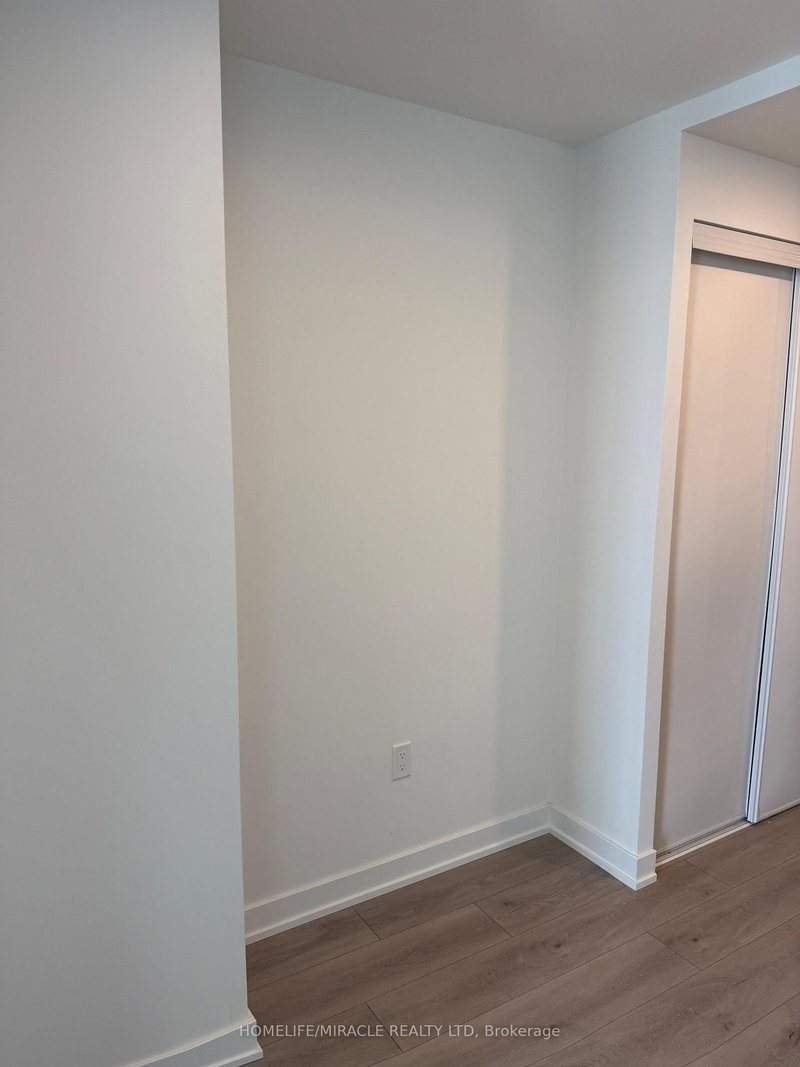 2913 - 1 Fairview Road
