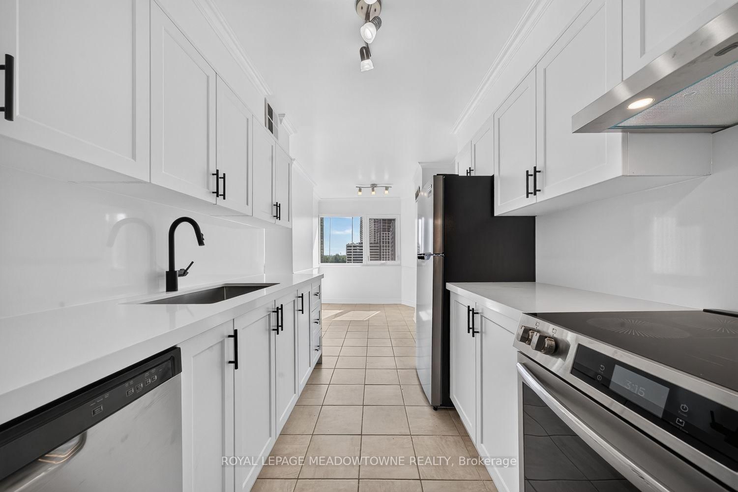 1580 Mississauga Valley Mississauga,ON L5A 3T8 — Photo 19