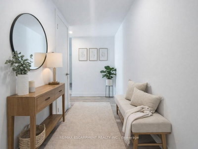Unit 309 — 370 Martha Street — photo 5