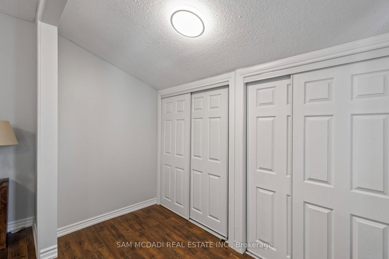 6755 Segovia Mississauga,ON L5N 1P1 — Photo 16