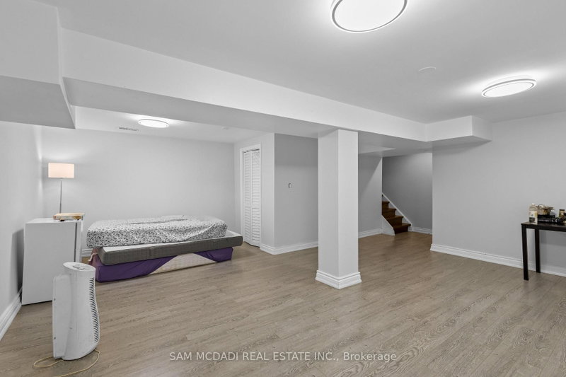 6755 Segovia Mississauga,ON L5N 1P1 — Photo 24