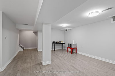 6755 Segovia Mississauga,ON L5N 1P1 — Photo 25
