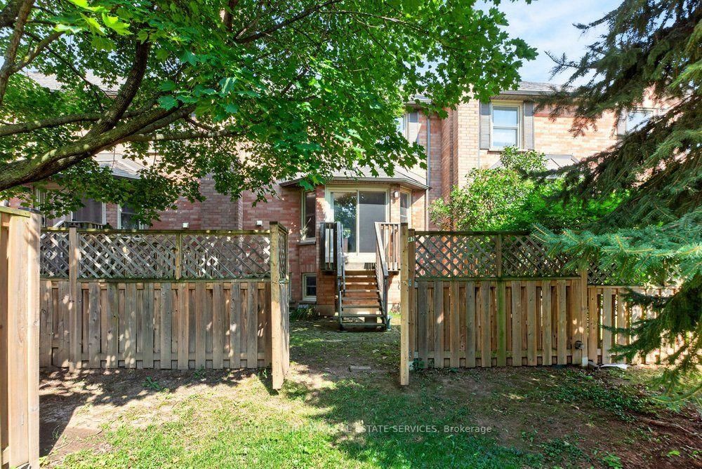 2915 Headon Forest Drive • #47 • Burlington, ON photo 25