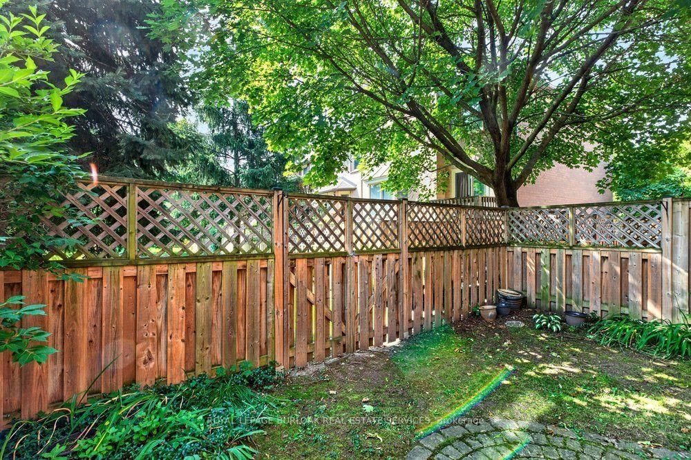 2915 Headon Forest Drive • #47 • Burlington, ON photo 27