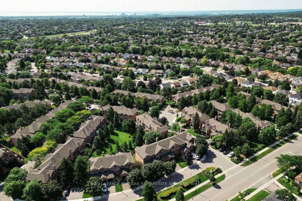 2915 Headon Forest Drive • #47 • Burlington, ON photo 31