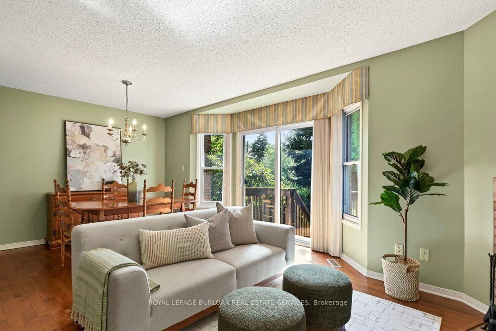 2915 Headon Forest Drive • #47 • Burlington, ON photo 5