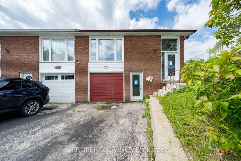 682 Eaglemount Crescent