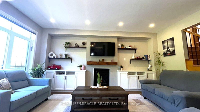 185 Thornbush Brampton,ON L7A 4R5 — Photo 16