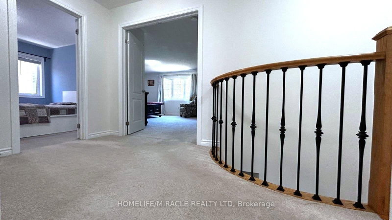 185 Thornbush Brampton,ON L7A 4R5 — Photo 26