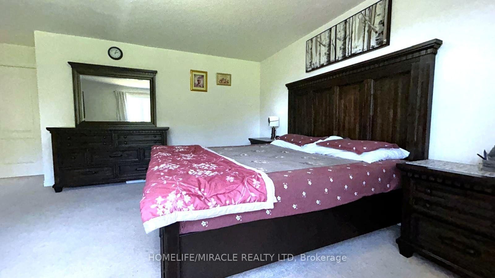 185 Thornbush Boulevard • Brampton, ON photo 29