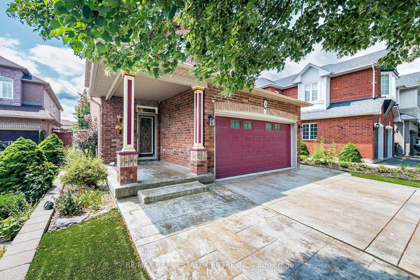 26 Ballyduff Place • Brampton, ON photo 1