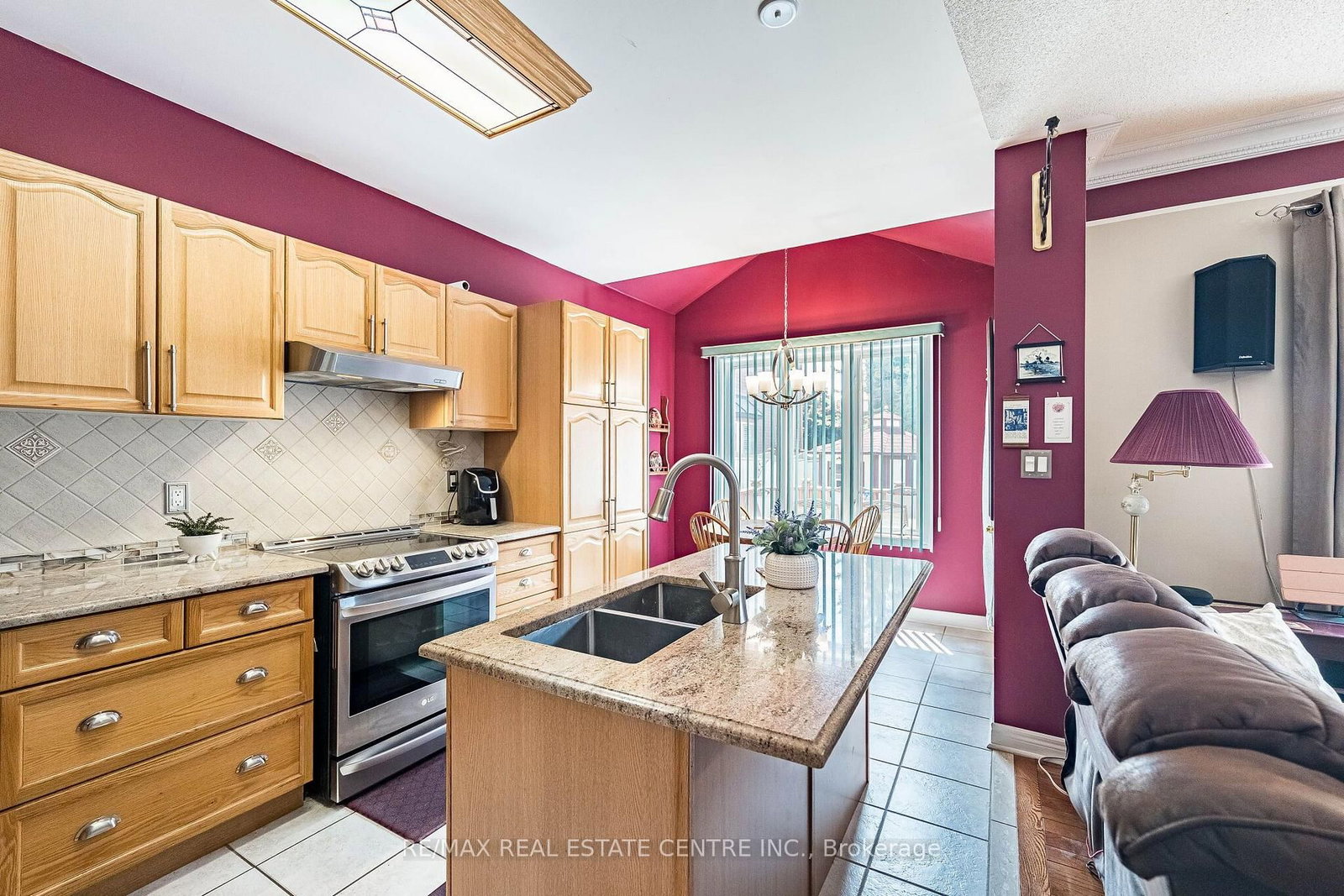 26 Ballyduff Place • Brampton, ON photo 12
