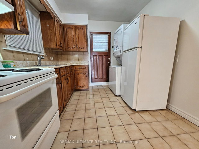2nd floor - 568 Rogers Avenue