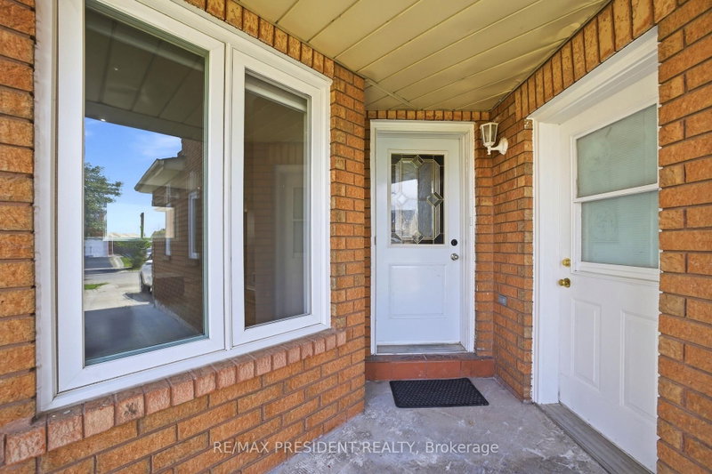 112 Ravenswood Drive