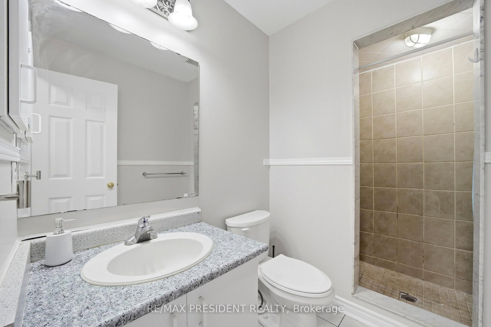 112 Ravenswood Drive • Brampton, ON photo 20