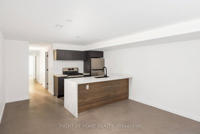 Unit Unit #4 — 86 Lansdowne Avenue — photo 3