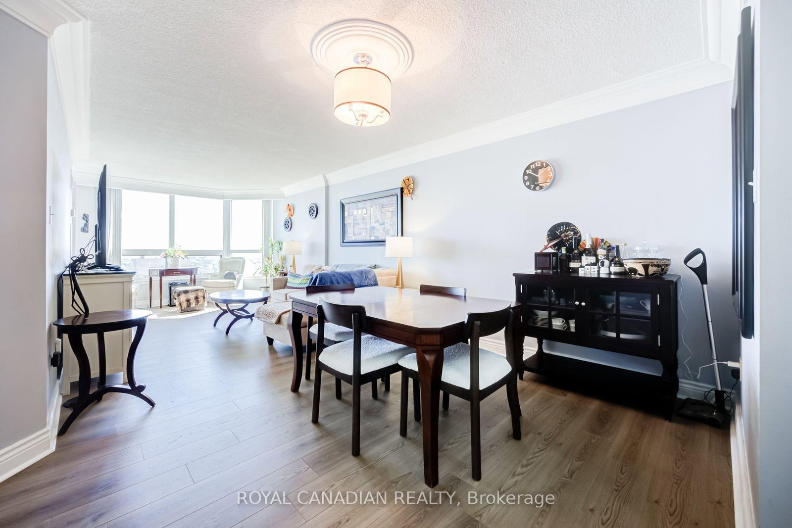 8 Lisa Brampton,ON L6T 4S6 — Photo 11