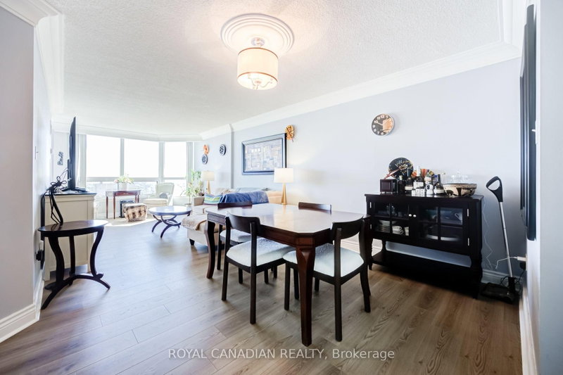8 Lisa Brampton,ON L6T 4S6 — Photo 11