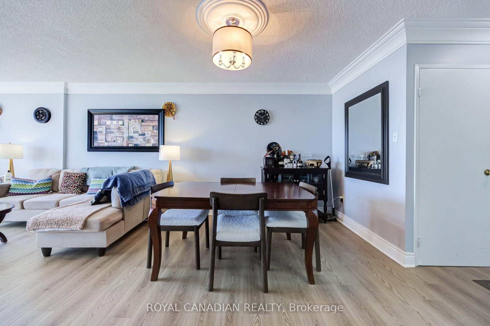 8 Lisa Brampton,ON L6T 4S6 — Photo 12