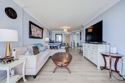 8 Lisa Brampton,ON L6T 4S6 — Photo 17