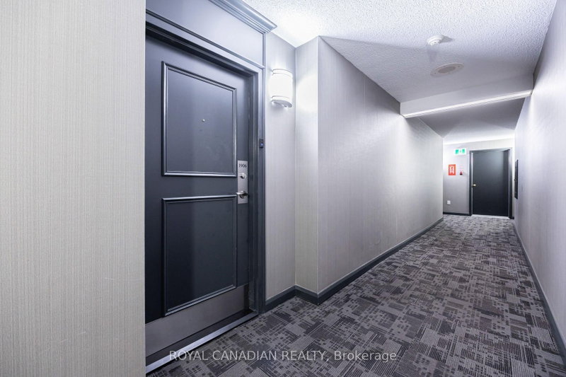 8 Lisa Brampton,ON L6T 4S6 — Photo 6
