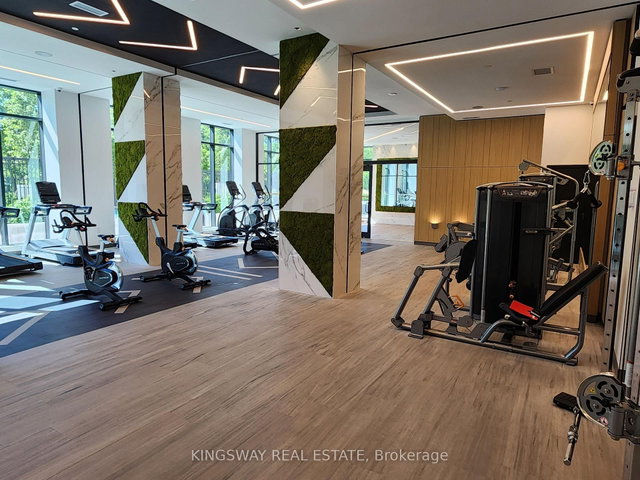 1207W - 202 Burnhamthorpe Road E