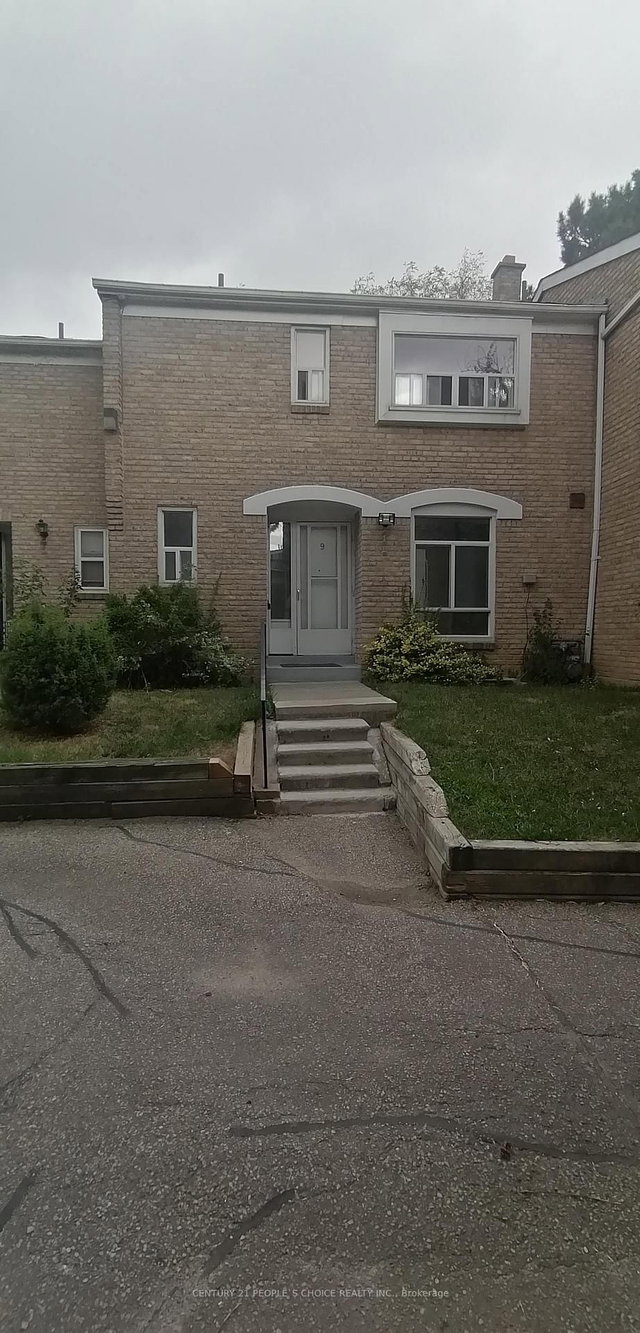 9 - 17 Gosford Boulevard
