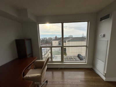 Unit 519 — 2261 Lake Shore Boulevard W — more photos