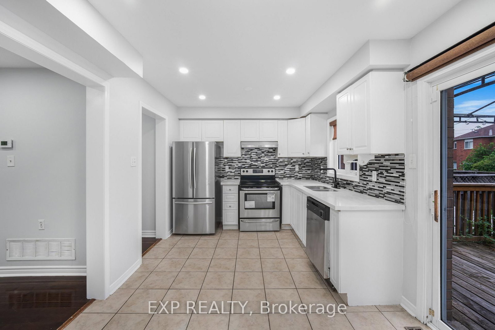 128 Olympia Brampton,ON L6X 4W3 — Photo 4